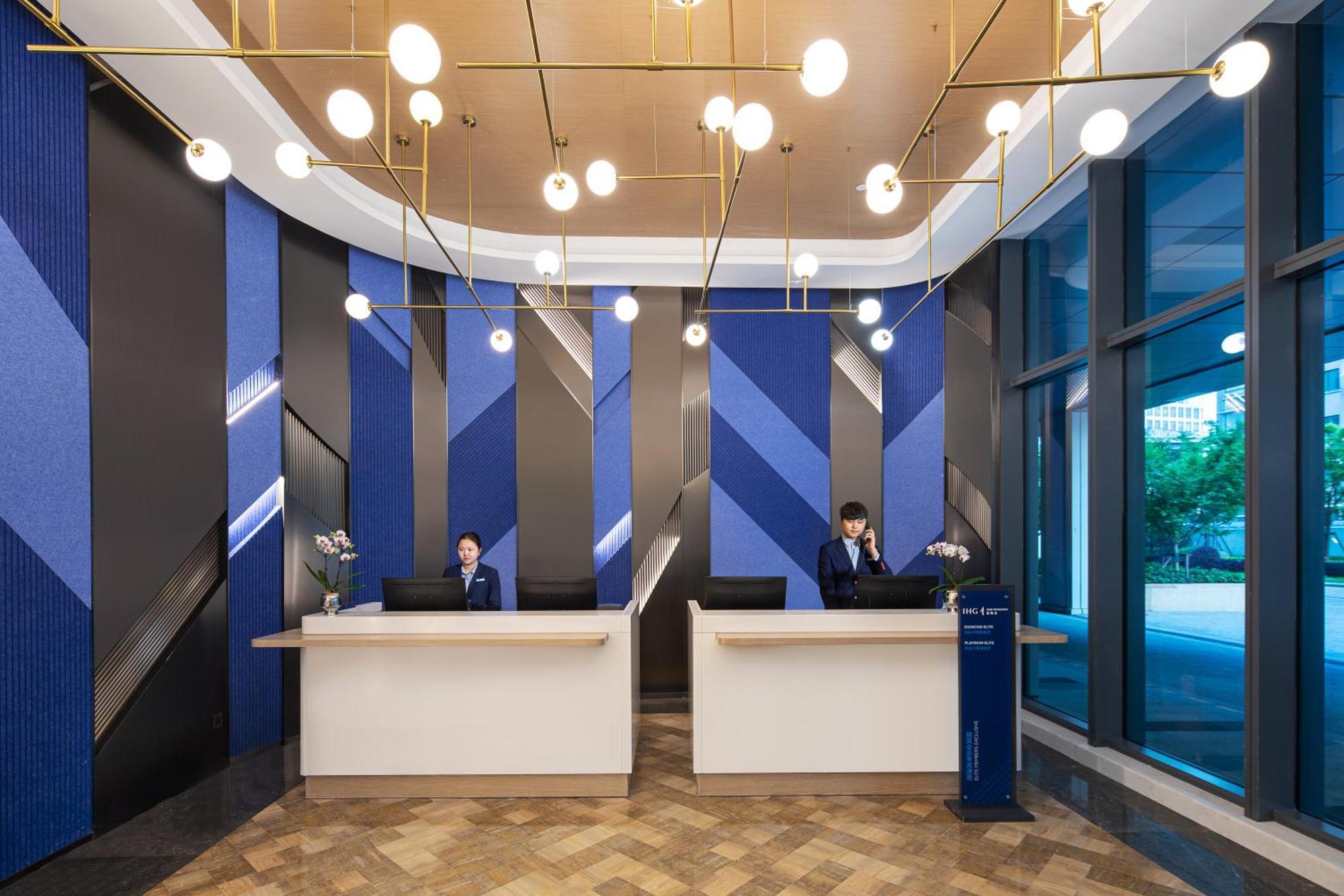 Holiday Inn Express Changfeng Park 샹하이 외부 사진